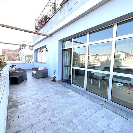 Your Apartments In Navigli District Milan Bagian luar foto